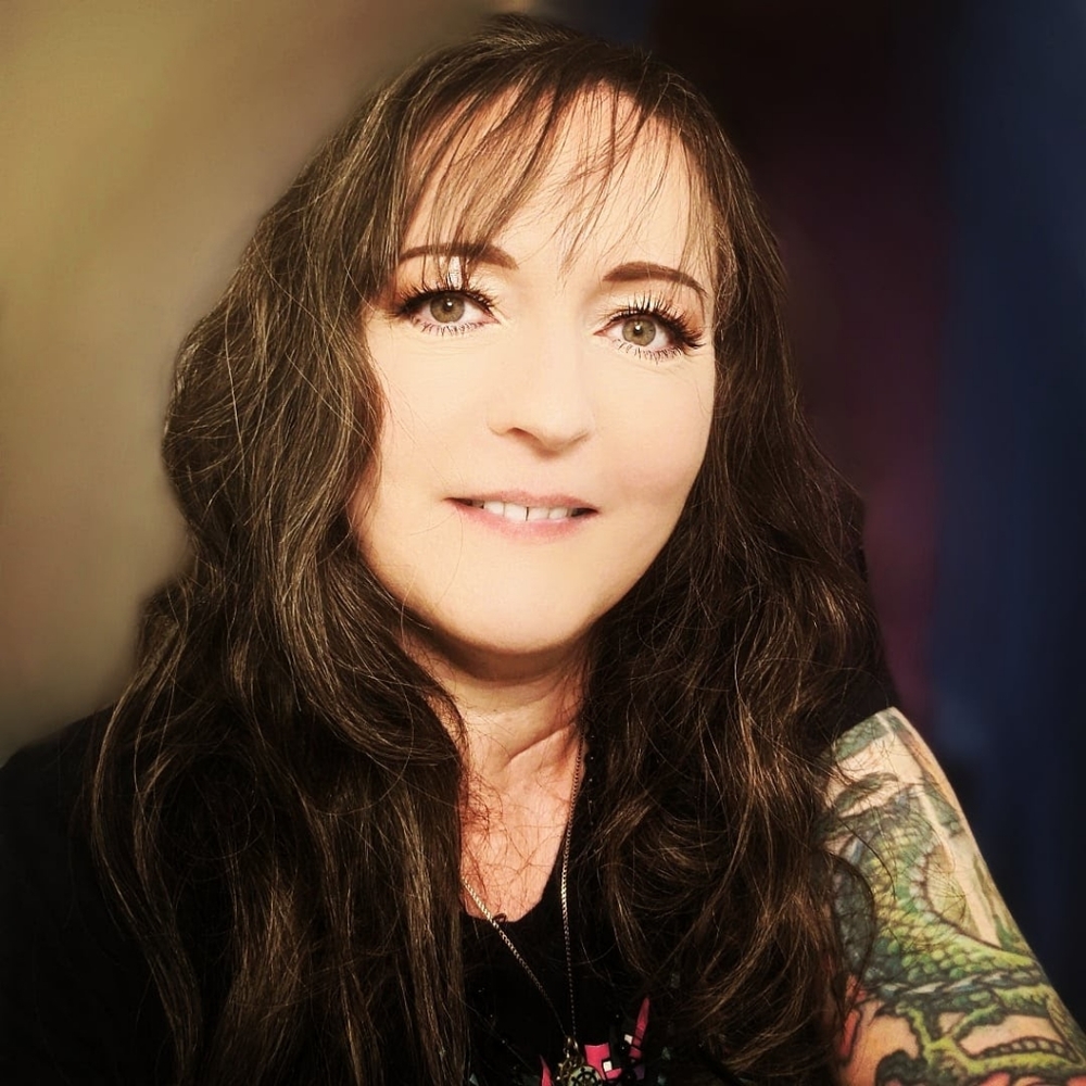 Meet your Posher, Denise